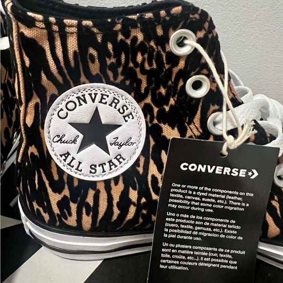 Converse Leopard Print High Tops – Women’s 6.5 NWT - Picture 3 of 4